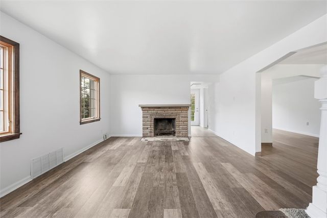 148 Sunrise Dr, Pleasant Hills, PA 15236
