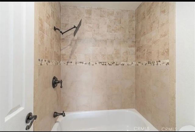 430 Lake Street, Huntington Beach, CA 92648