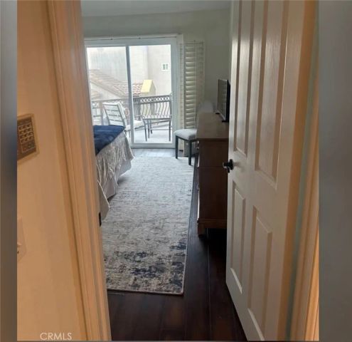 430 Lake Street, Huntington Beach, CA 92648