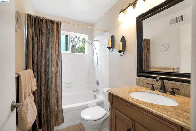 25047 Oakridge court, Hayward, CA 94541