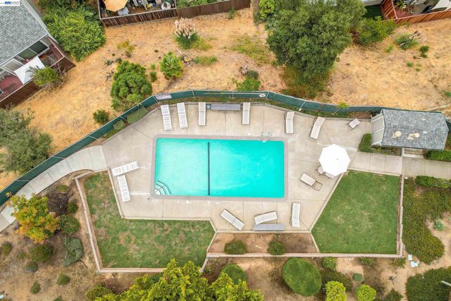 25047 Oakridge court, Hayward, CA 94541