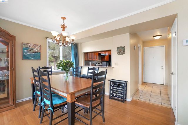 25047 Oakridge court, Hayward, CA 94541