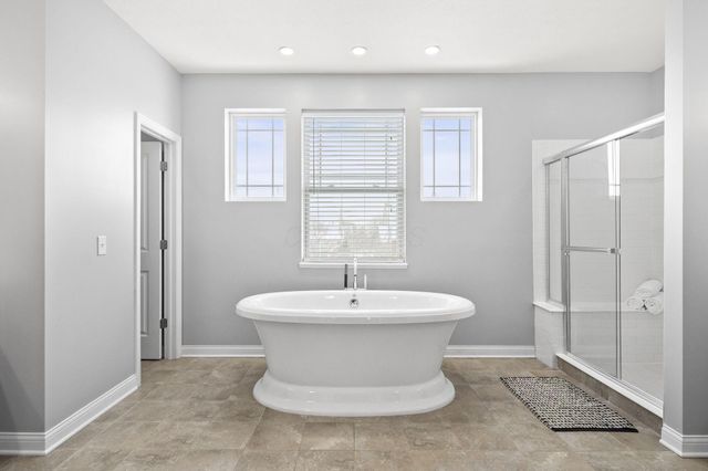 1435 Fairway Drive, Grove City, OH 43123