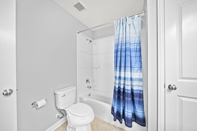 1435 Fairway Drive, Grove City, OH 43123