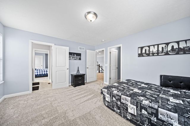 1435 Fairway Drive, Grove City, OH 43123