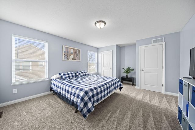 1435 Fairway Drive, Grove City, OH 43123