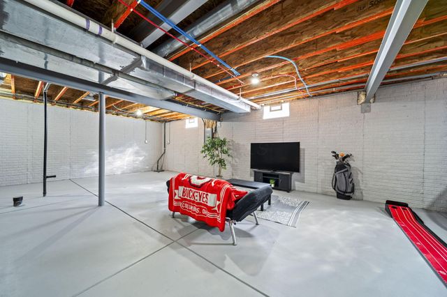 1435 Fairway Drive, Grove City, OH 43123