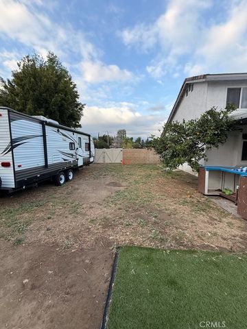 2606 N PALM Avenue, Rialto, CA 92377