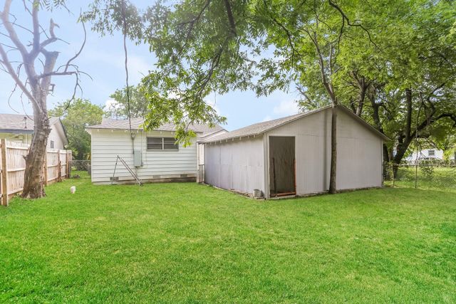 2628 S Marsalis Avenue, Dallas, TX 75216