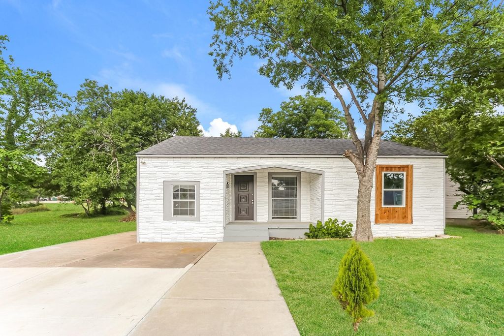 2628 S Marsalis Avenue, Dallas, TX 75216