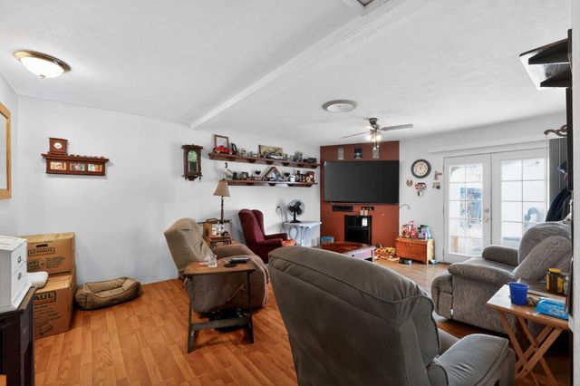 4014 George Ave, Olivehurst, CA 95961