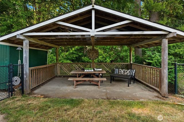 3931 Chico Way NW, Bremerton, WA 98312