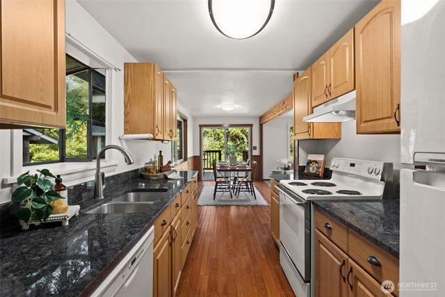 3931 Chico Way NW, Bremerton, WA 98312