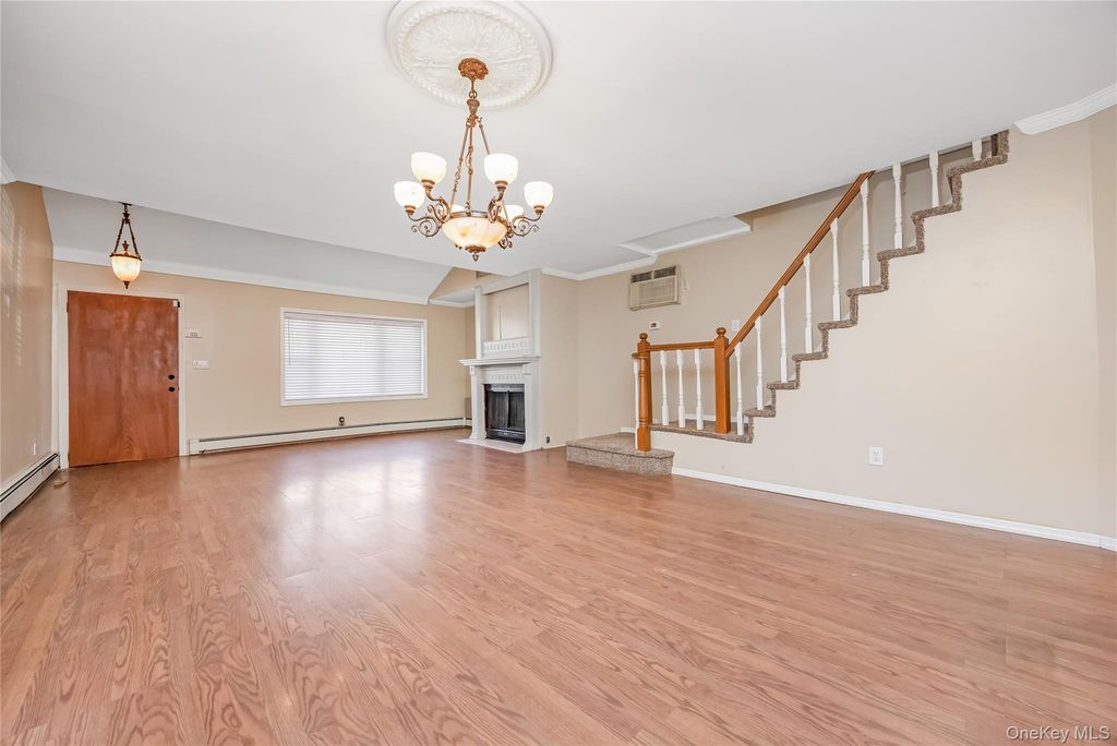 71-32 Caldwell Avenue, Maspeth, NY 11378 — photo 5