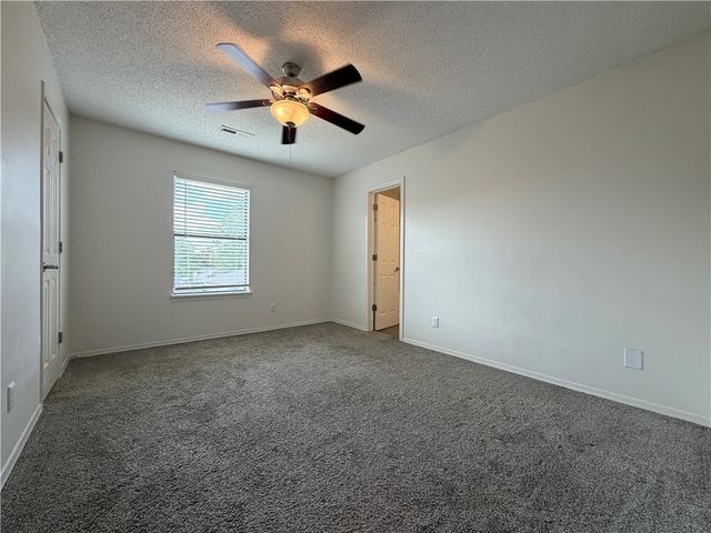 3424 W Harvard Street, Fayetteville, AR 72704