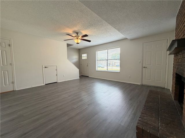 3424 W Harvard Street, Fayetteville, AR 72704