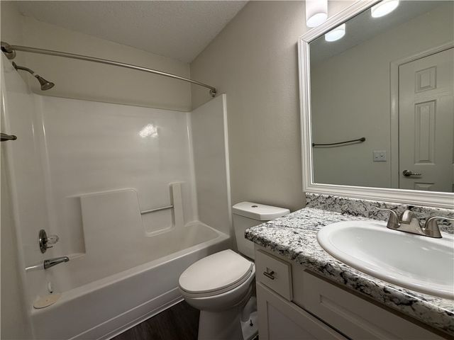 3424 W Harvard Street, Fayetteville, AR 72704