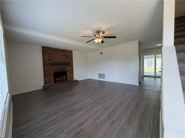 3424 W Harvard Street, Fayetteville, AR 72704
