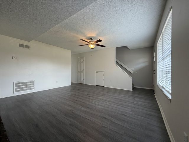 3424 W Harvard Street, Fayetteville, AR 72704