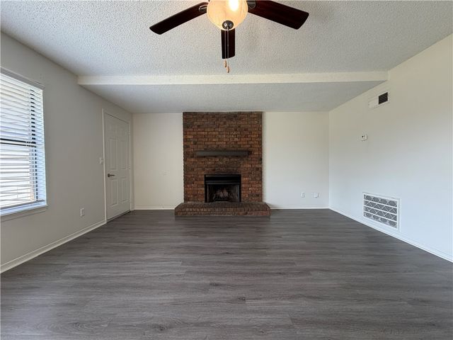 3424 W Harvard Street, Fayetteville, AR 72704
