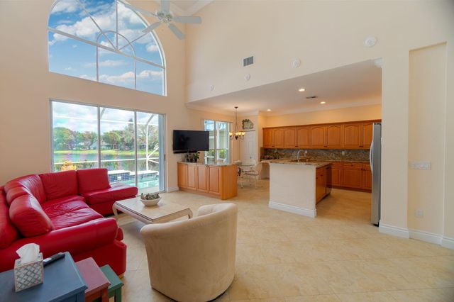 6005 Newport Village Way, Lake Worth, FL 33463