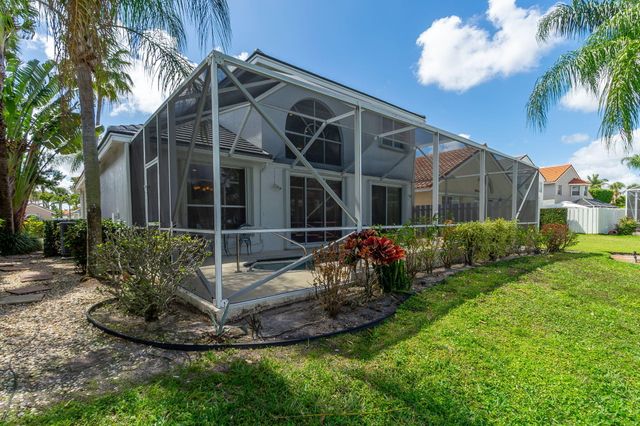 6005 Newport Village Way, Lake Worth, FL 33463