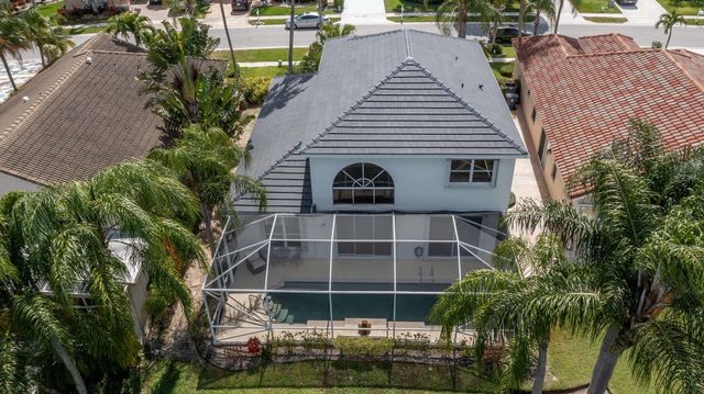 6005 Newport Village Way, Lake Worth, FL 33463