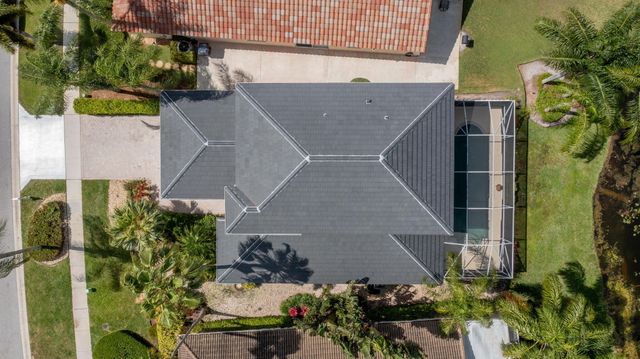 6005 Newport Village Way, Lake Worth, FL 33463