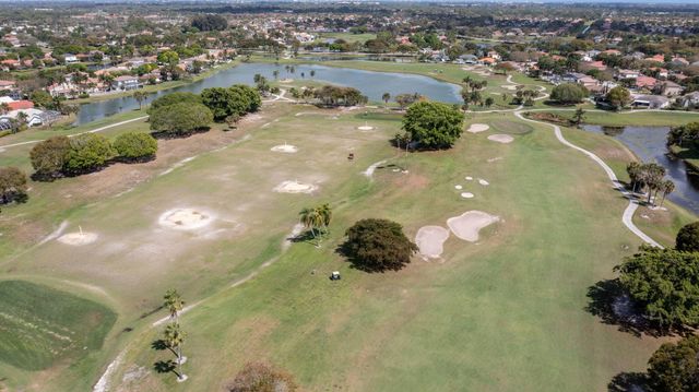 6005 Newport Village Way, Lake Worth, FL 33463