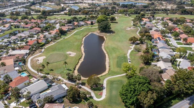 6005 Newport Village Way, Lake Worth, FL 33463