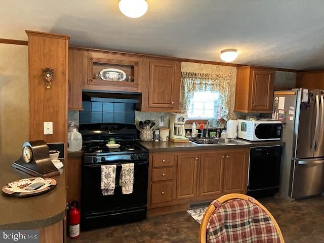 9 S GREEN ACRES CIRCLE, Akron, PA 17501