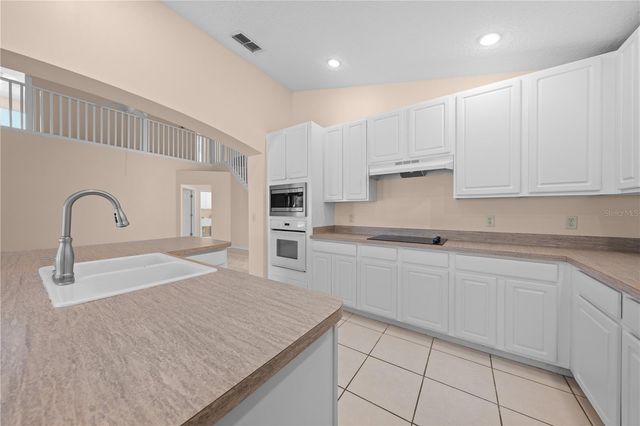 1020 GOLF COURSE PARKWAY, Davenport, FL 33837