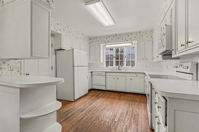 53 W Minges Road, Battle Creek City, MI 49015