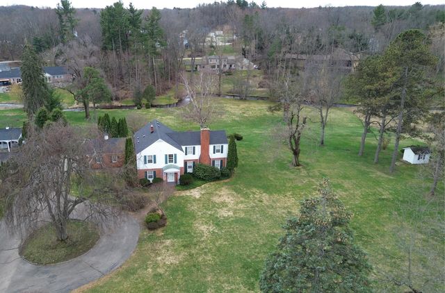 53 W Minges Road, Battle Creek City, MI 49015