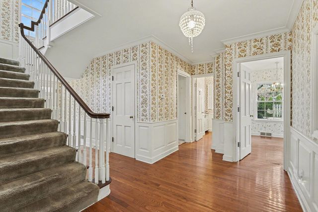 53 W Minges Road, Battle Creek City, MI 49015