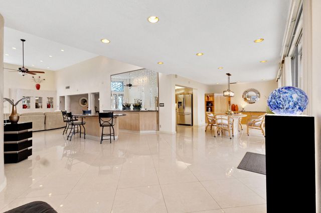 6201 Royal Poinciana Lane, Tamarac, FL 33319