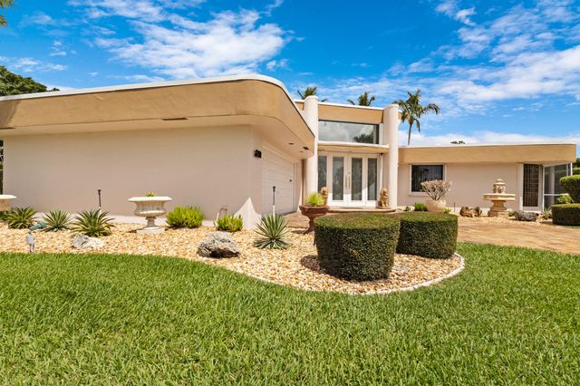 6201 Royal Poinciana Lane, Tamarac, FL 33319