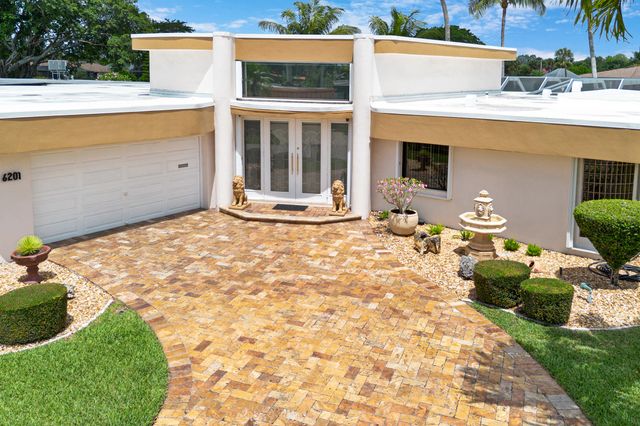 6201 Royal Poinciana Lane, Tamarac, FL 33319