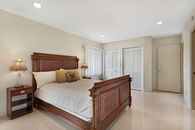 6201 Royal Poinciana Lane, Tamarac, FL 33319