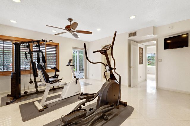 6201 Royal Poinciana Lane, Tamarac, FL 33319