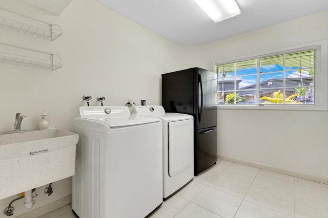 6201 Royal Poinciana Lane, Tamarac, FL 33319