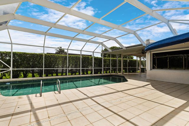 6201 Royal Poinciana Lane, Tamarac, FL 33319
