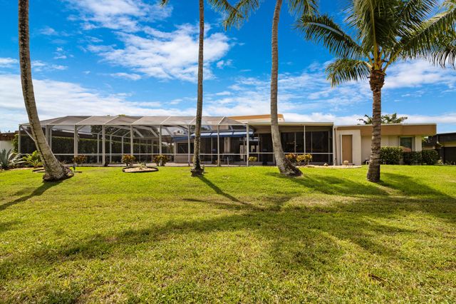 6201 Royal Poinciana Lane, Tamarac, FL 33319
