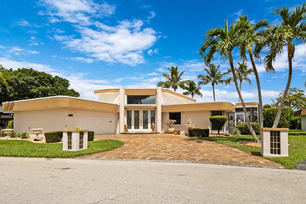 6201 Royal Poinciana Lane, Tamarac, FL 33319