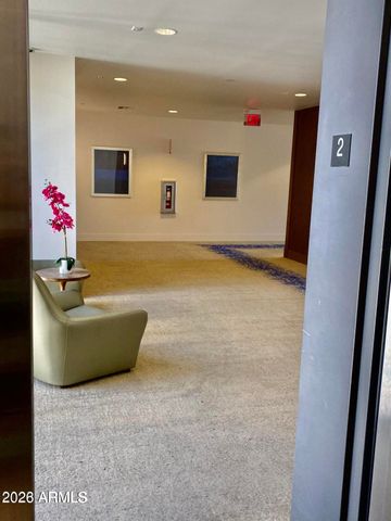 7300 E EARLL Drive 2006, Scottsdale, AZ 85251