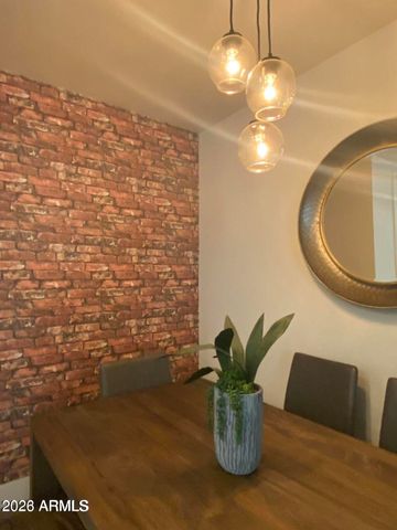 7300 E EARLL Drive 2006, Scottsdale, AZ 85251