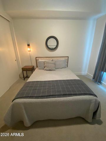 7300 E EARLL Drive 2006, Scottsdale, AZ 85251