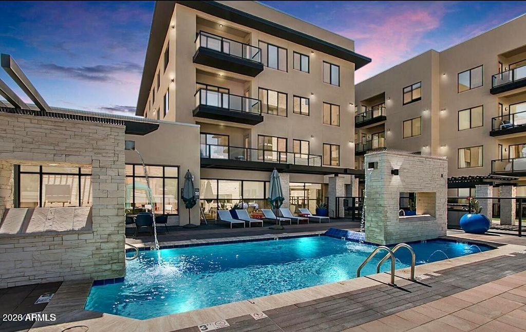 7300 E EARLL Drive 2006, Scottsdale, AZ 85251