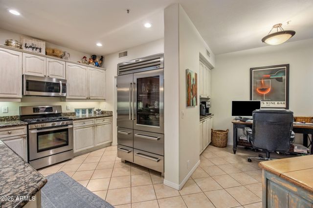 32764 N 71ST Street, Scottsdale, AZ 85266