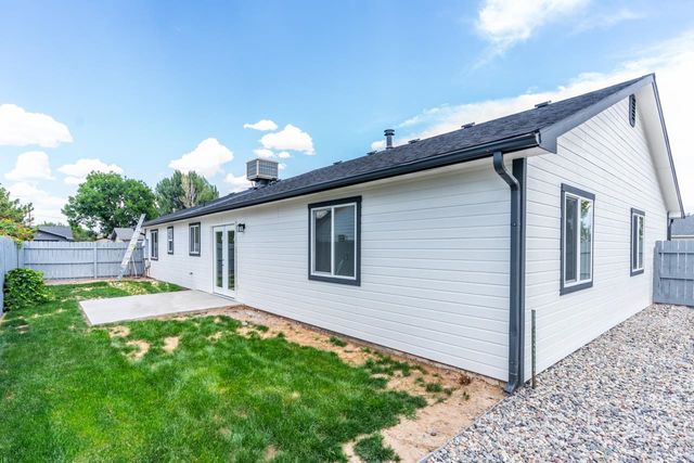 411 Cedar Glen Way, Fruita, CO 81521